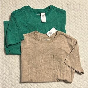 Old Navy Boy's Green and Beige Short Sleeve Tees